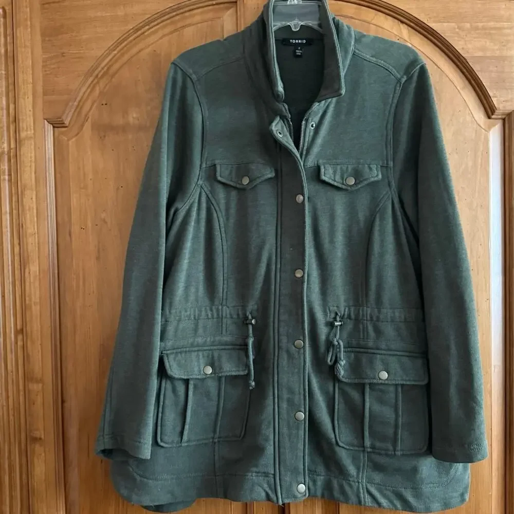 Torrid french terry knit utility zip shirt jacket shacket snap pockets plus 2X - Picture 3 of 10